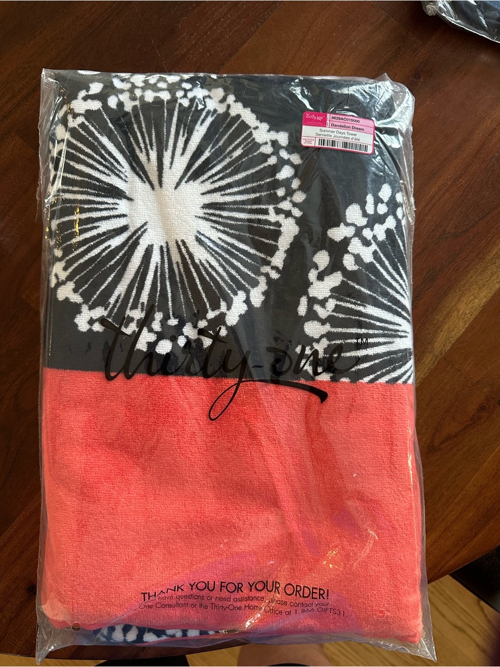 thirty-one Coral and Charcoal Dandelion Print Towel